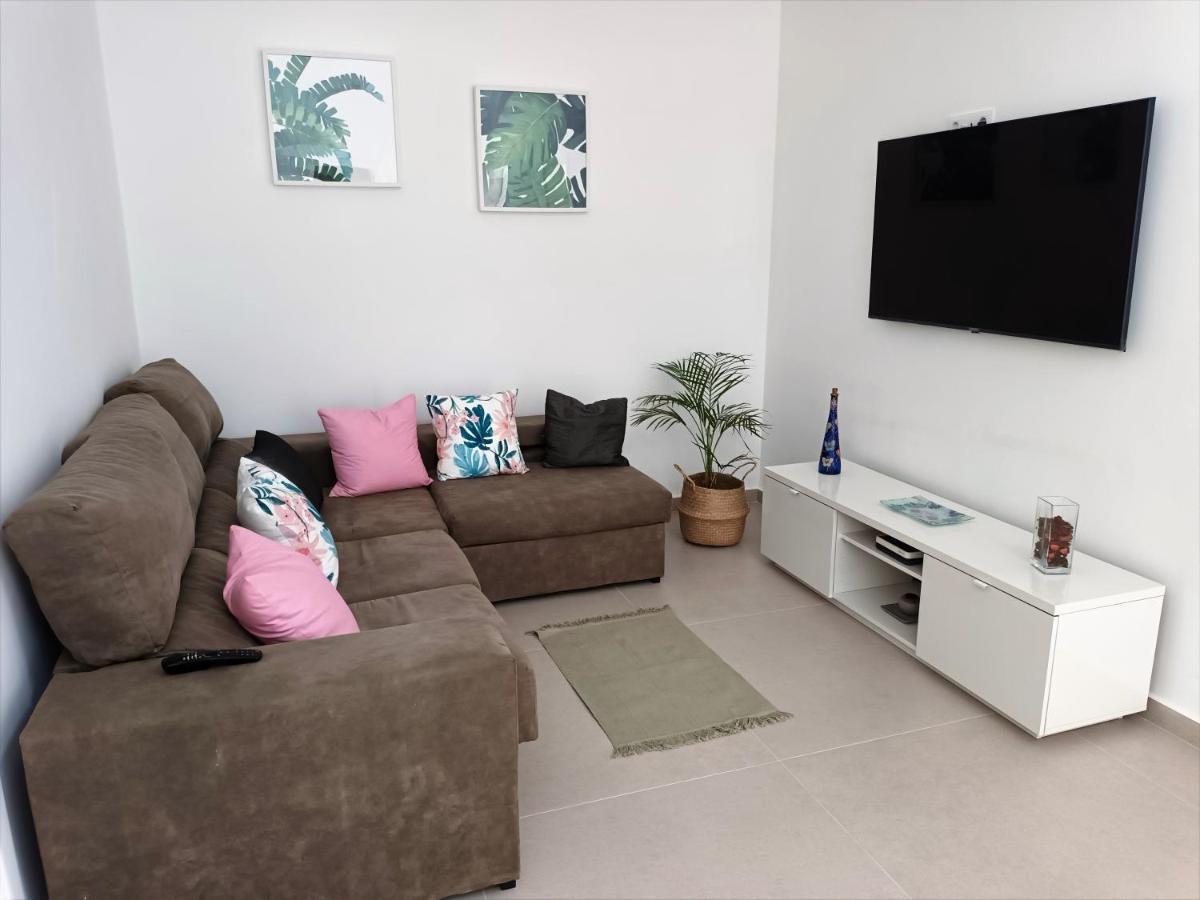 Apartamentos Falcon 티나조 외부 사진