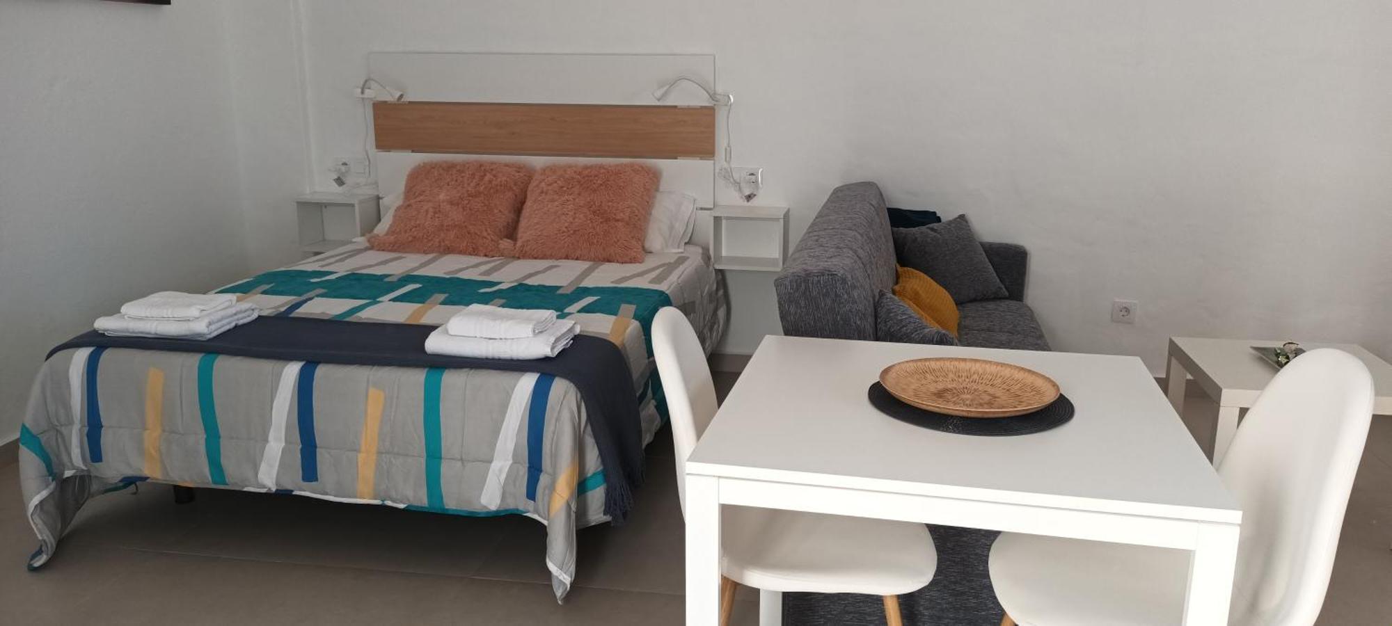 Apartamentos Falcon 티나조 외부 사진