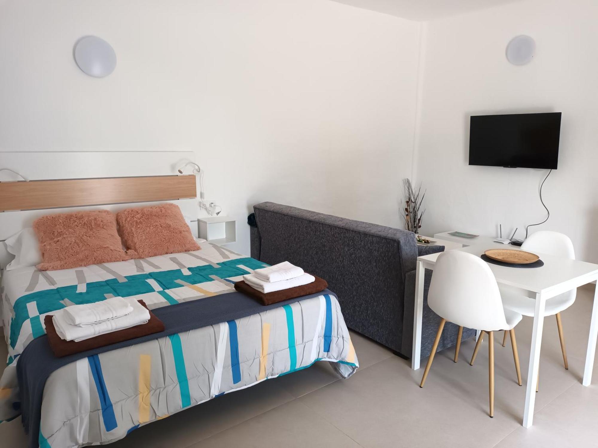 Apartamentos Falcon 티나조 외부 사진