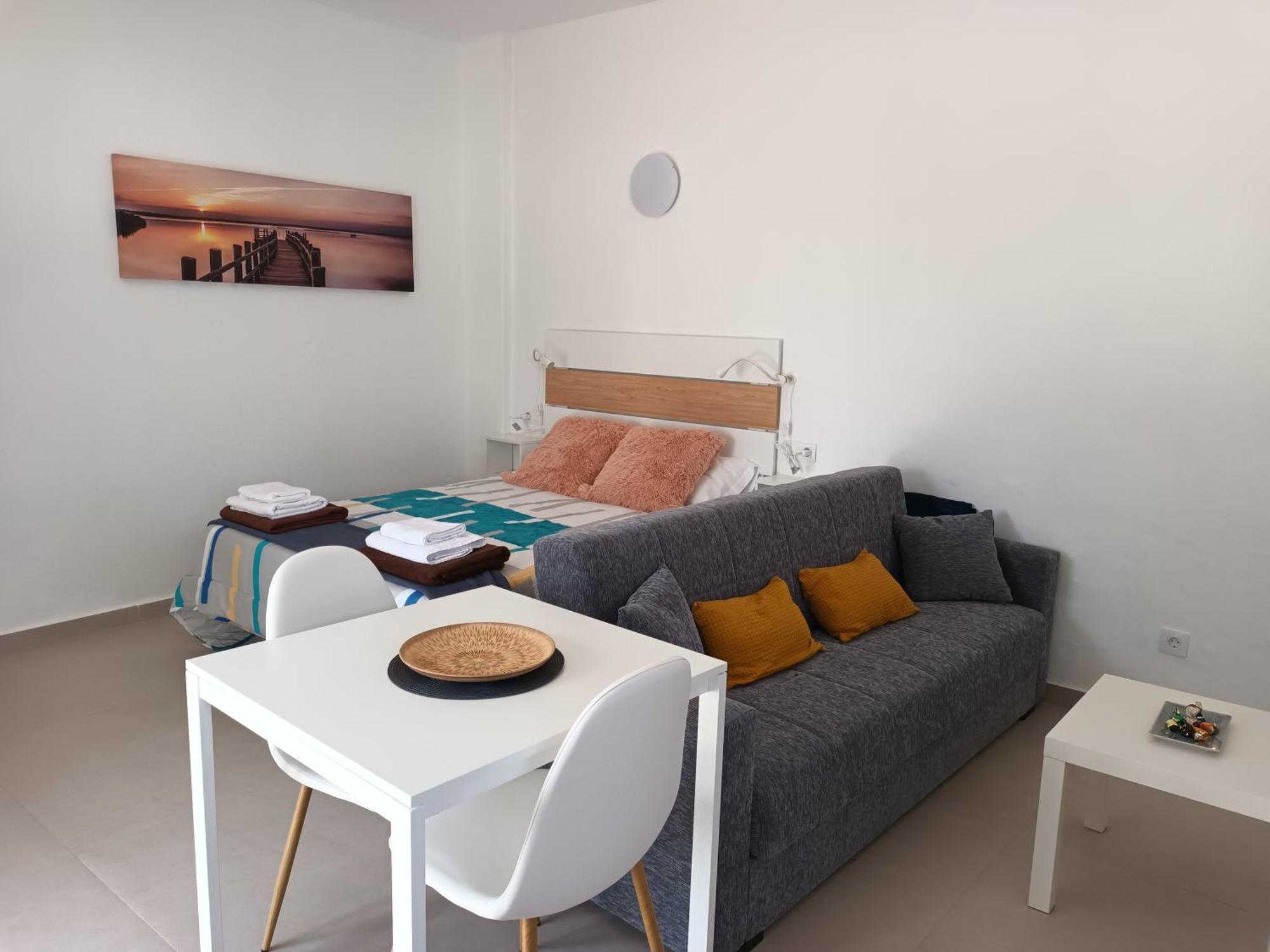 Apartamentos Falcon 티나조 외부 사진